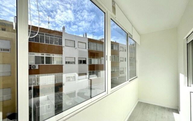 Tavira Central by Homing