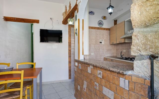 Comfortable Holiday Home in Sicily with TV