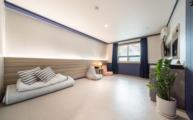 Gangneung Gyeongpodae AJ Hotel