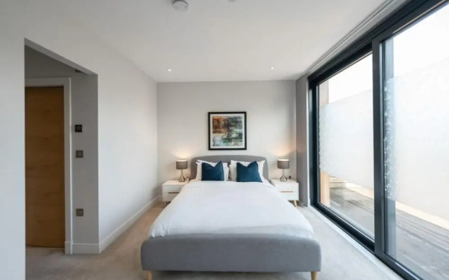 The Hampstead Hideout Glamorous 3bdr Flat With Balcony