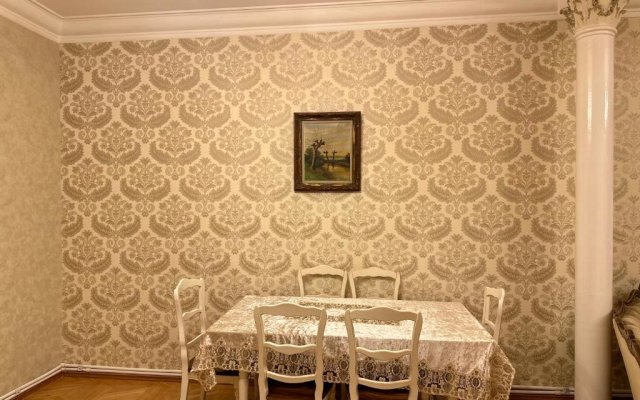 Tbilisi Suite In Queen Ketevan Avenue