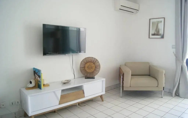 Superbe studio Dolce Vita vue mer plage piscine