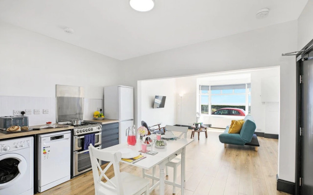 TYME Suites on Kingsway