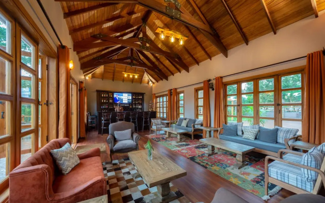 Chimpundu Lodge