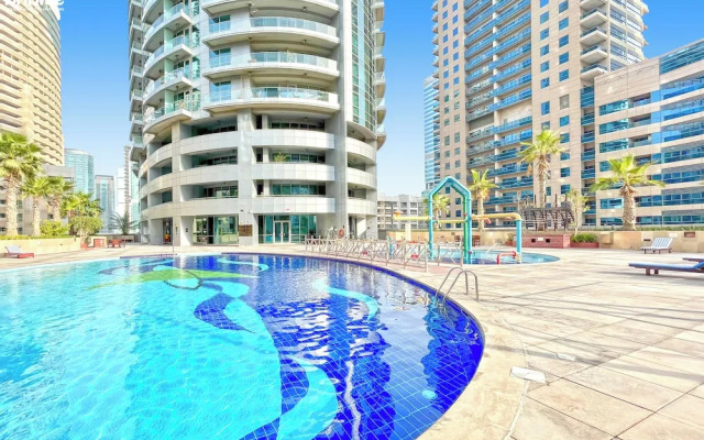 bnbme | Damac Waves Tower | 3 + Maids