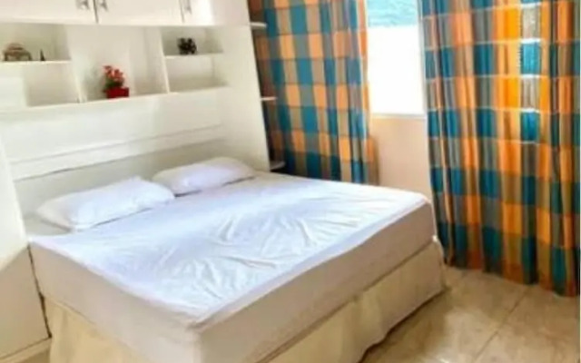 Apto próximo da Praia da Enseada c Wi-Fi