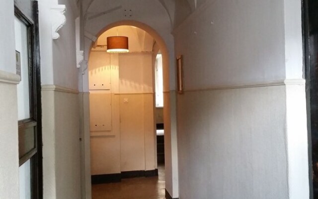 Old Town Art Apartment