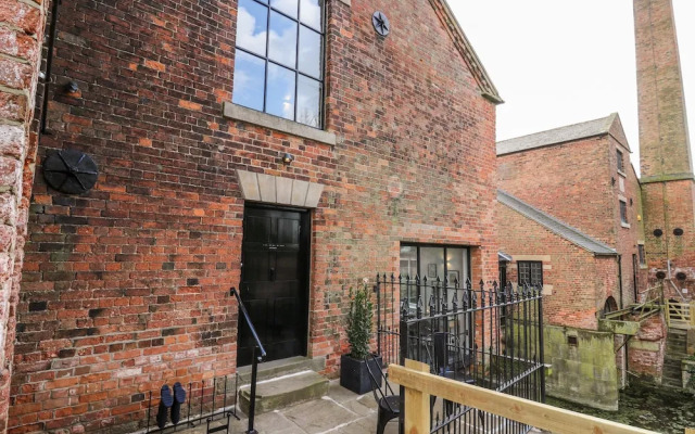 The Pump House Art Studio