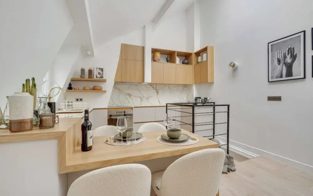 Amazing Historical Parisien Loft Next TO Louvre Area ! - 4