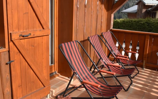 Beautiful Chalet in the Nice Village Centre, on the South