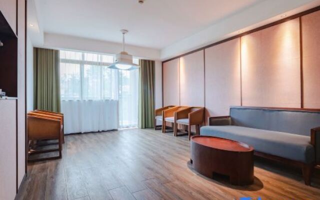 Tianyi Boutique Hotel (Baoting Qixian Square)