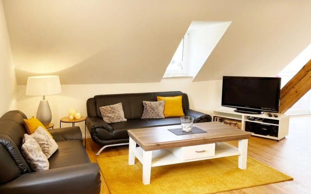 Altes Winzerhaus am Moselufer - Klosterberg