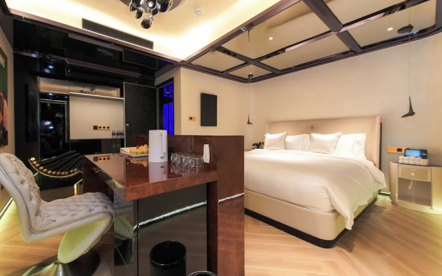 Space Design Hotel