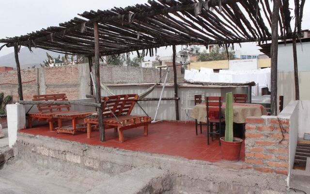 La Casa de Sillar Hostel & Foods