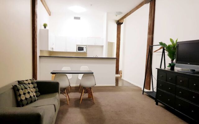 Darling Harbour Resort Style Apartment