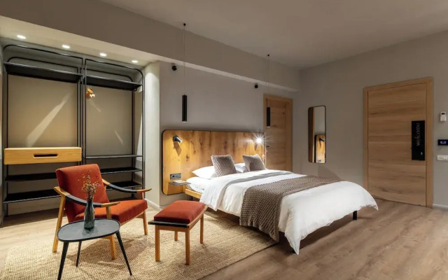 Maison Bucarest Apartments by Olala Homes