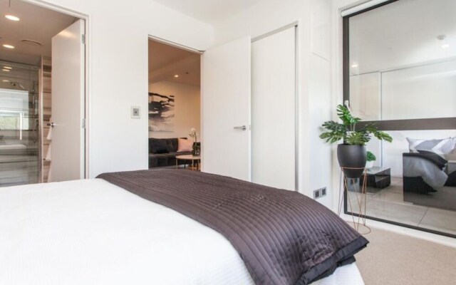 Luxury Apartment in Epsom