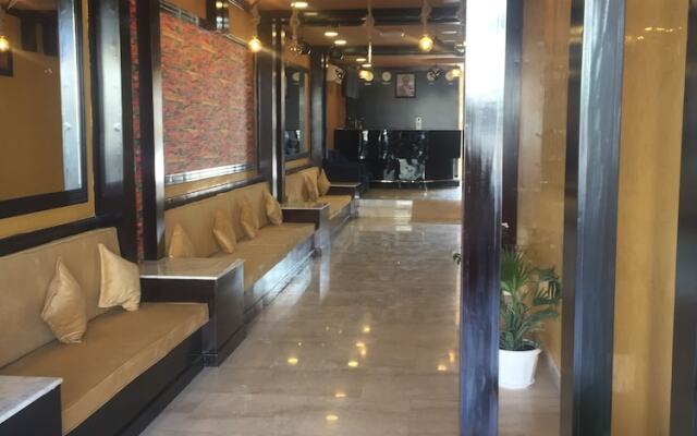 OYO 105 Star House 05