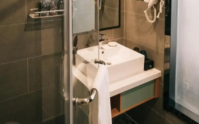 Gem Zibo City Jingkai District Zibo Vocational Col