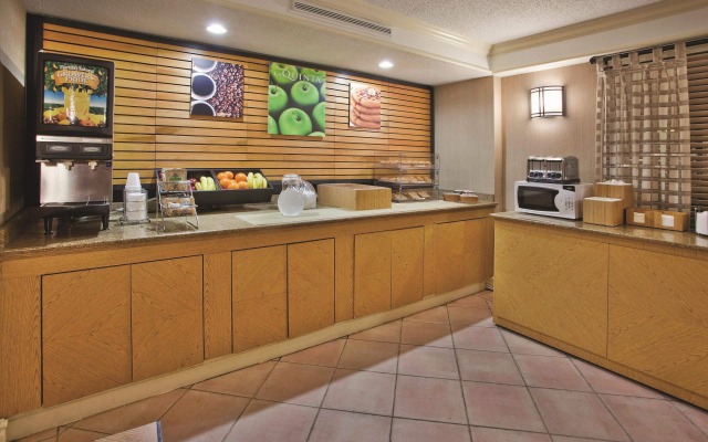 La Quinta Inn by Wyndham Savannah Midtown