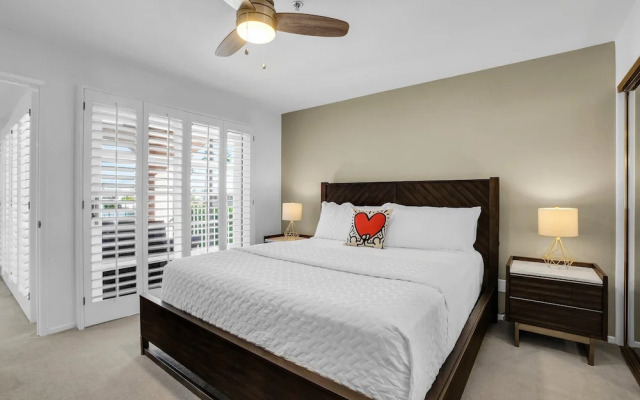 Keith Haring Inspired 2BD Deauville