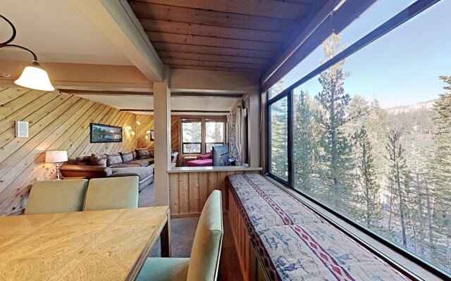 Great 2 Bedroom Condo Right Across Canyon Lodge! Walk To Lifts! Free Gondola to Village! (Unit 553 at 1849) by RedAwning