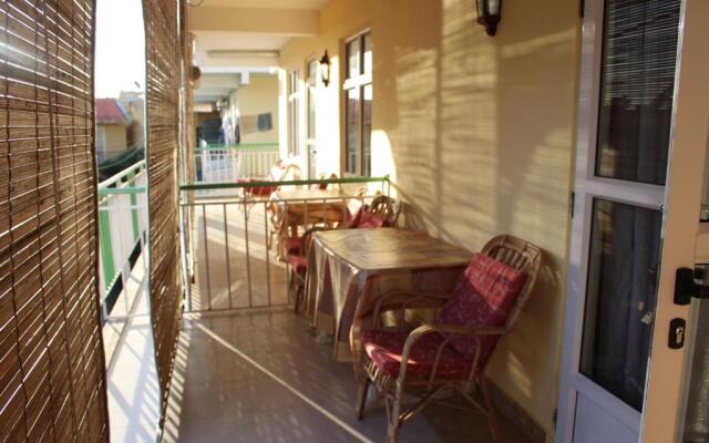 Bano Tourist Residence - 650 meters from Grand Bay Beach