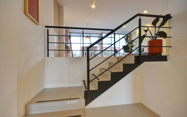 Manila House