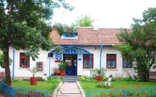 Medic Hotel