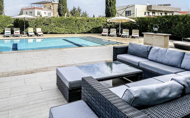 Villa With Private Pool and Backyard in Lapta