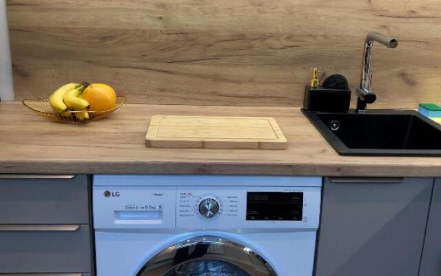 Modern studio apartment near the beach - 5 min walk