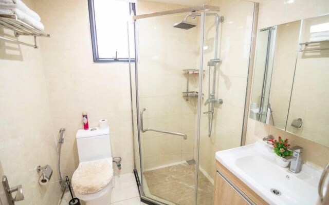 Lux Suites Urban Oasis Apartments