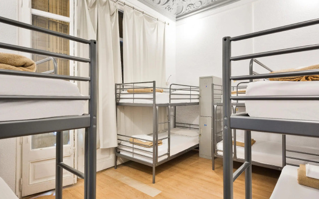Casa Barcelo Hostel