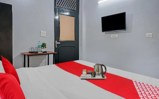 Oyo 92864 Silver Stone