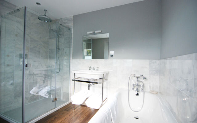 Meikleour Arms Hotel and Restaurant