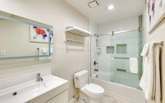 Pet-friendly Mesa Home w/ Community Amenities!