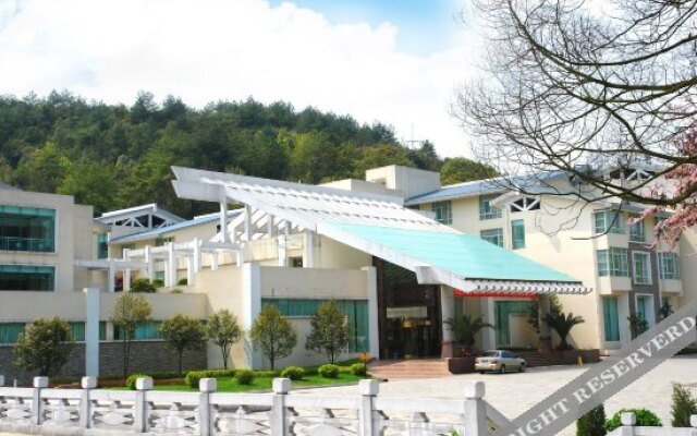 Huaxi Hotel
