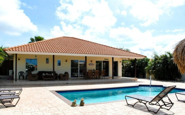 Kunuku Villa