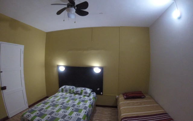 Pirhua House
