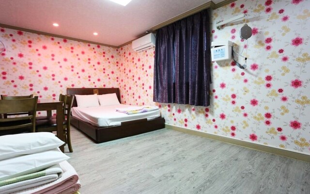 Boryeong Gyeongdong Motel