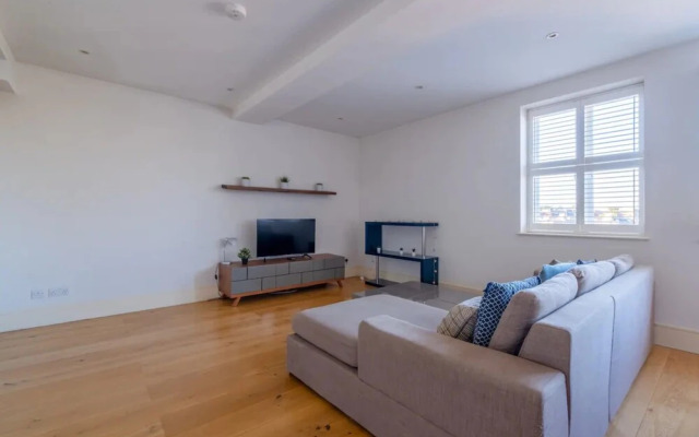 Stylish 1 Bedroom Apartment in Affluent Fulham