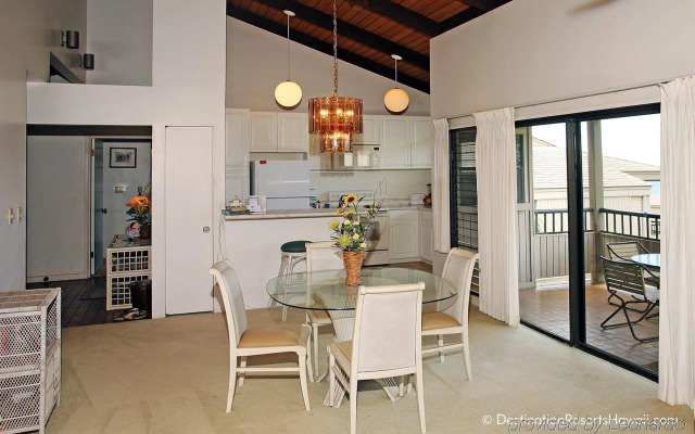 Wailea Ekolu - CoralTree Residence Collection