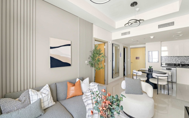 Silkhaus Stylish 2bdr in Aykon Tower