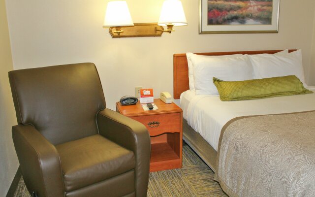 Candlewood Suites - Syracuse Airport, an IHG Hotel