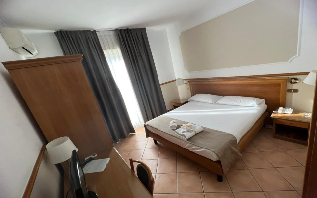 Hotel Leopardi
