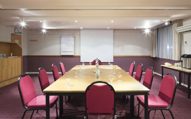 Holiday Inn Slough - Windsor by IHG