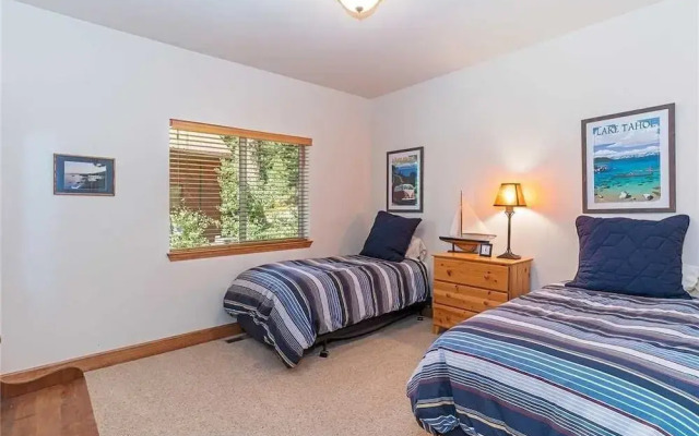 Perfect Fit 4 Br home by RedAwning