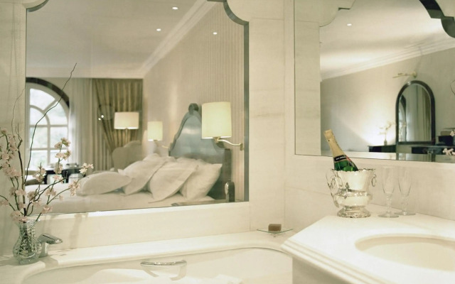 The Green Park Hotel