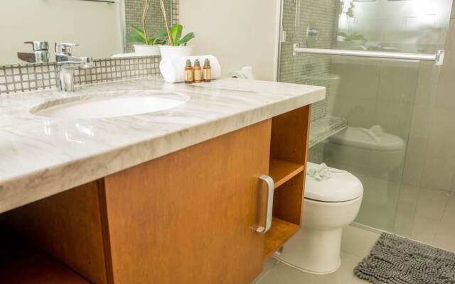 Lunada 407 PH by iMexico