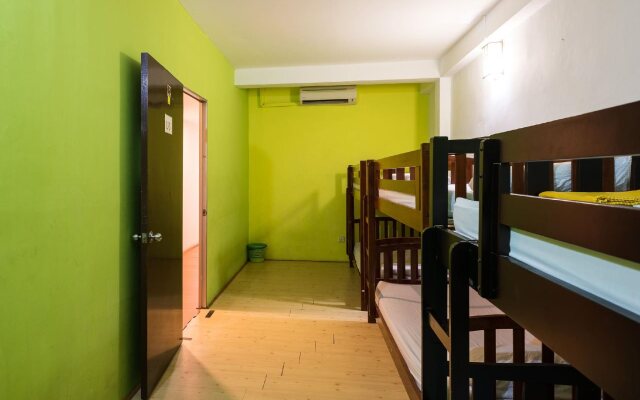 Serenity Hostels - Hostel